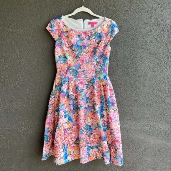 Betsey Johnson Floral Laser Cut Dress Size 2 - Picture 2 of 5